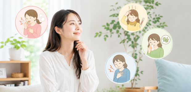 咳が出るタイミングや他の症状について考えている女性